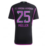 Moški Nogometni dresi Bayern Munich Thomas Muller #25 Gostujoči 2023-24 Kratek Rokav